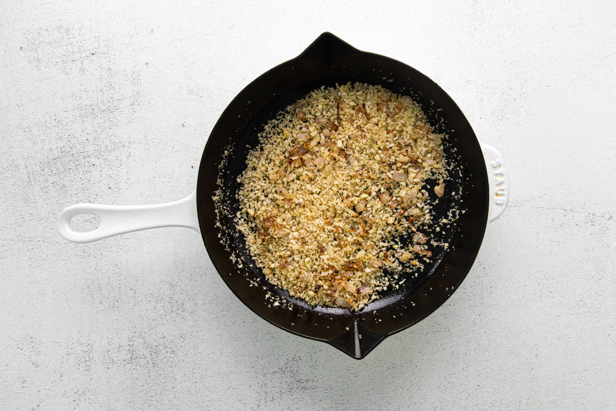 breadcrumb filling in a skillet