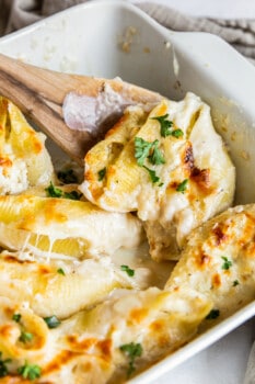 Chicken Alfredo Stuffed Shells – Like Mother, Like Daughter