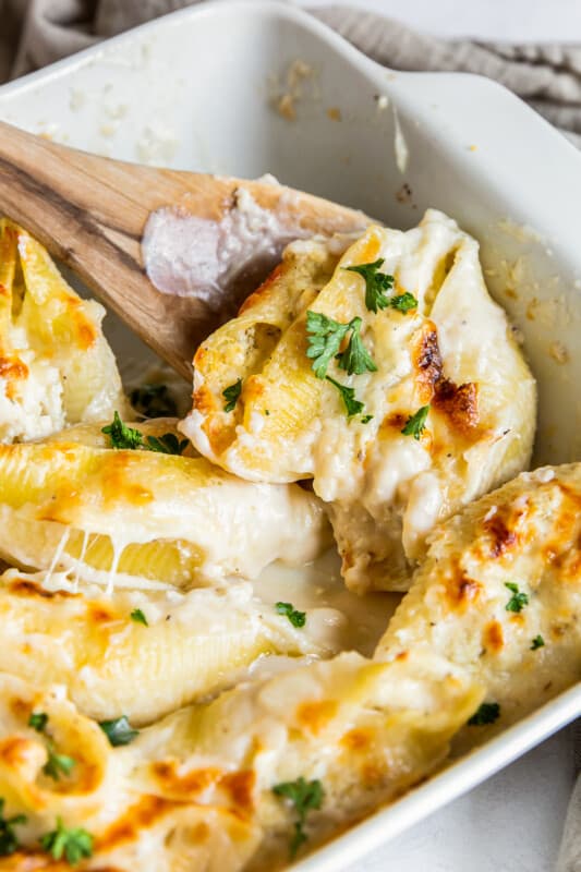 Chicken Alfredo Stuffed Shells - The Cookie Rookie®