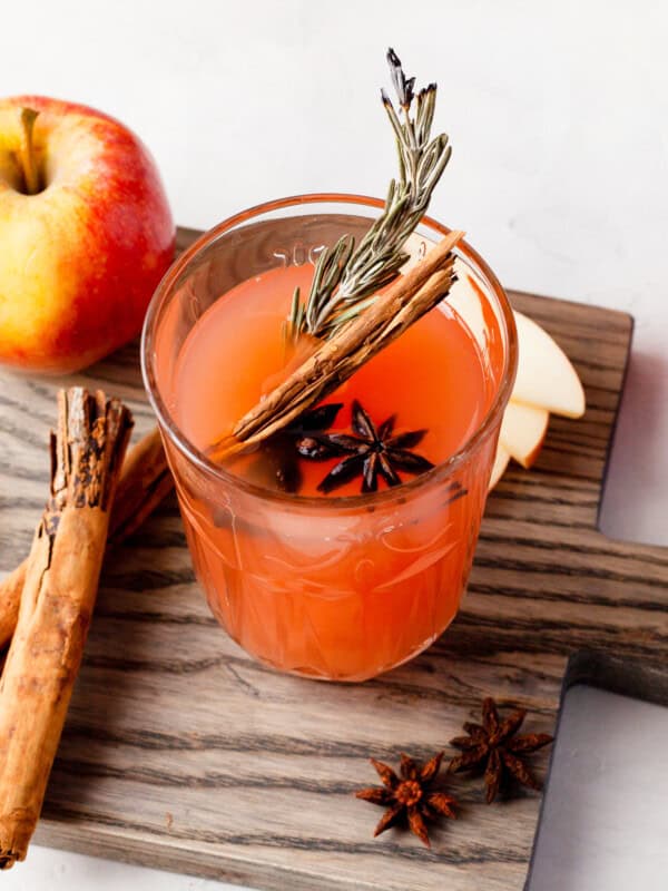 glass of instant pot apple cider