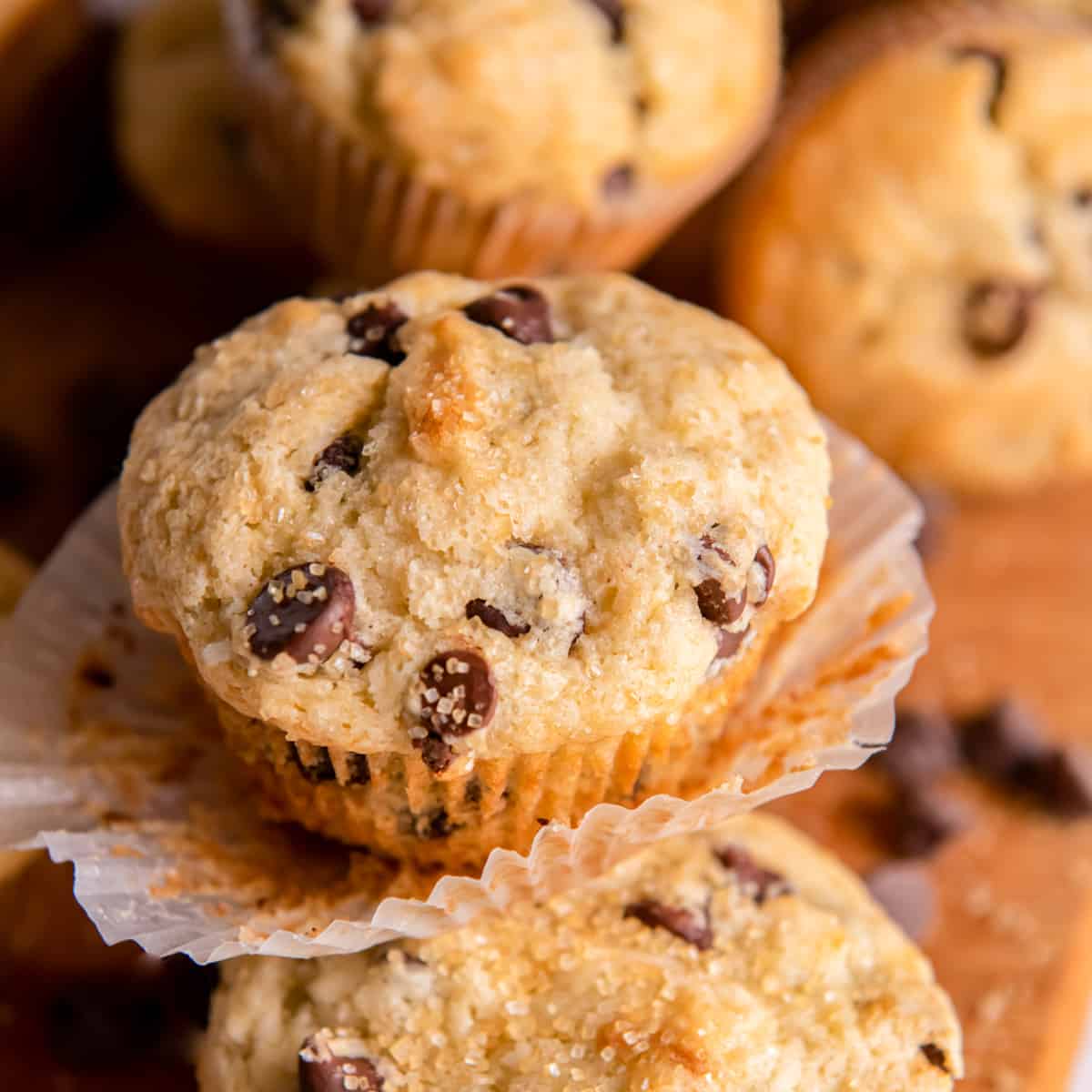 https://www.thecookierookie.com/wp-content/uploads/2022/03/Featured-chocolate-chip-muffins-1.jpg