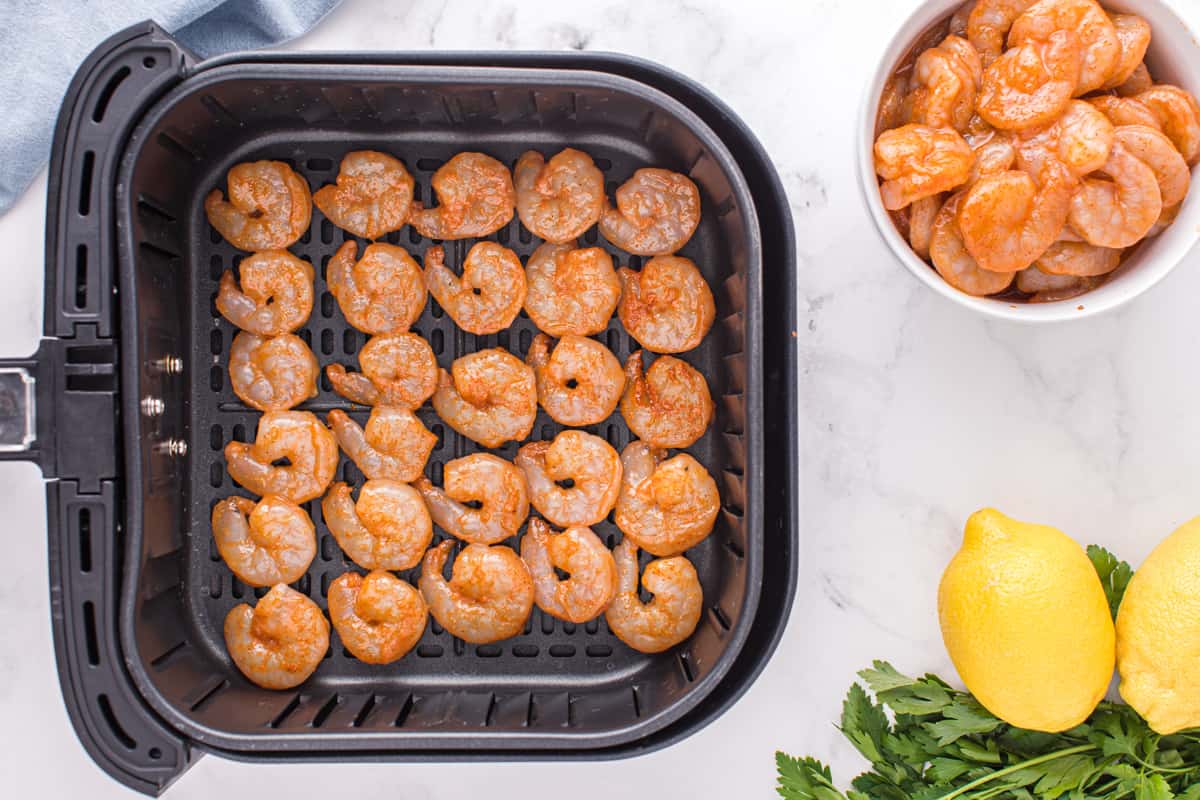 spicy shrimp in air fryer before cooking