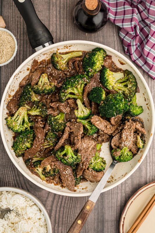 Beef and Broccoli (Easy) Recipe - The Cookie Rookie®