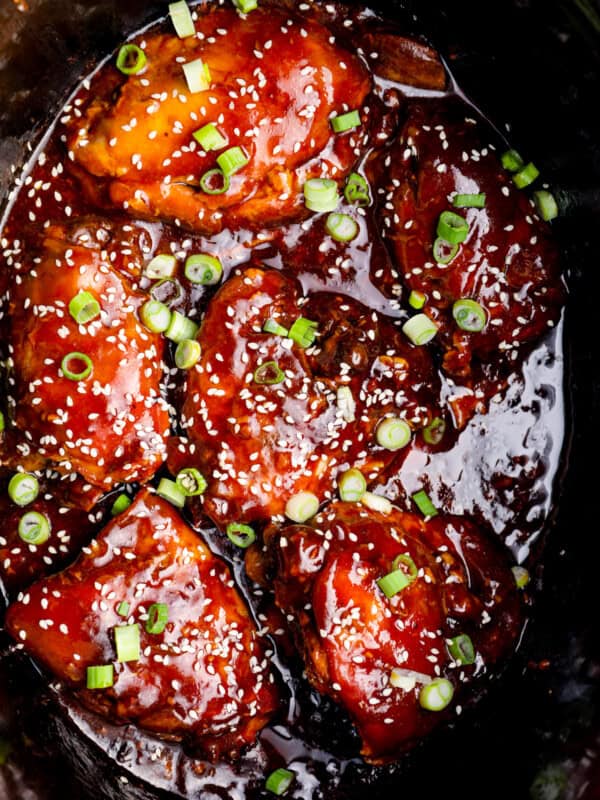 honey garlic chicken in a crockpot