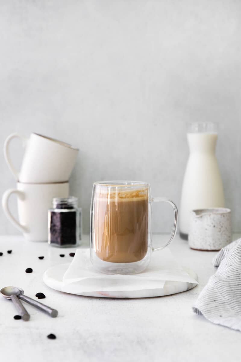 How To Make A Flat White Coffee Drink - Fitty Foodlicious