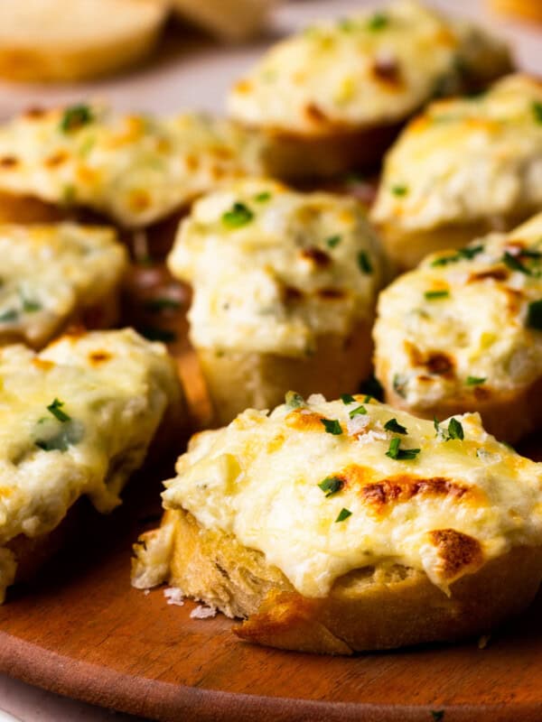 close up image of artichoke bruschetta