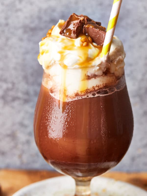 frozen caramel hot chocolate