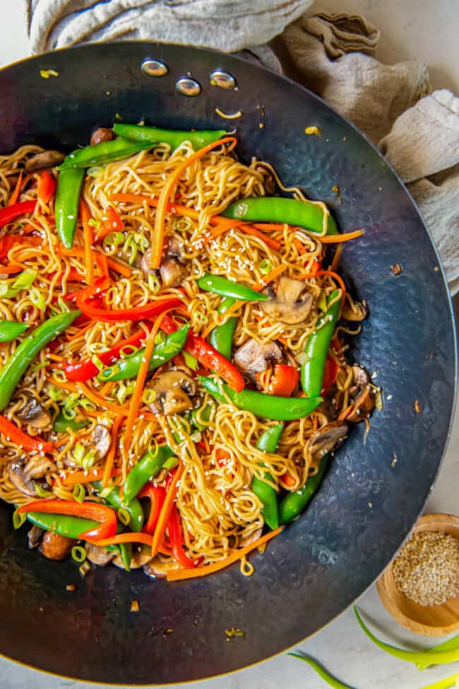 Vegetable Lo Mein - The Cookie Rookie®