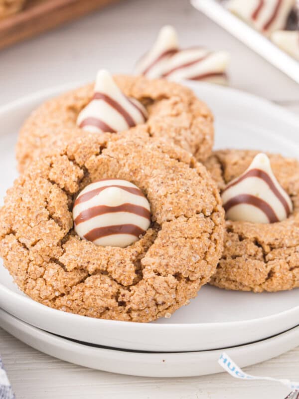 gingerbread kiss cookies