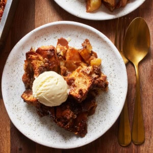 Caramel Apple Pie Bread Pudding Recipe - 6