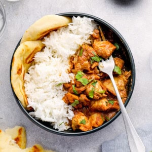 featured crockpot chicken tikka masala.