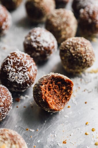 Rum Balls Recipe - The Cookie Rookie®