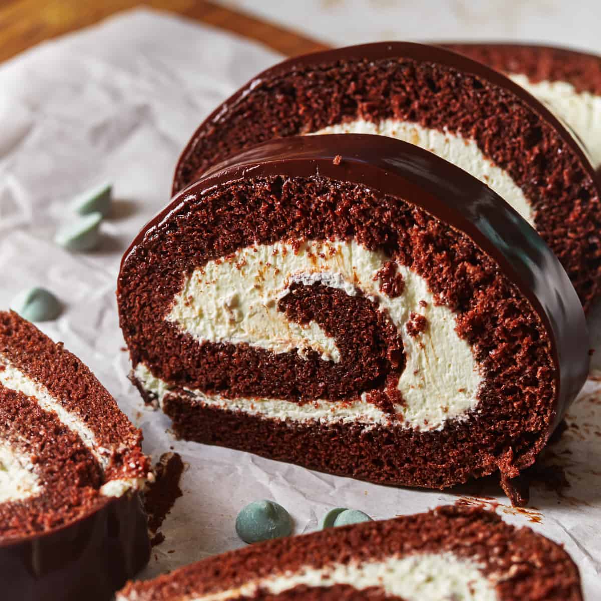 Chocolate cake roll 