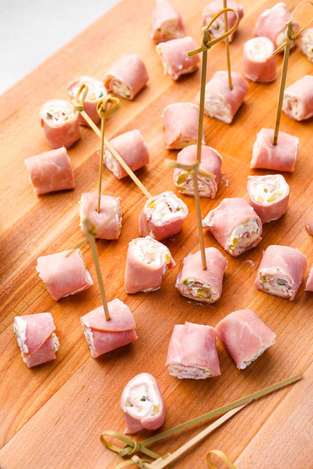 ham-roll-ups-ham-rolls-recipe-the-cookie-rookie