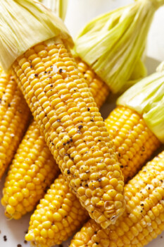 How to Cook Corn on the Cob (Boiling Corn on the Cob)