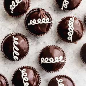 Copycat Hostess Cupcakes Recipe - 99