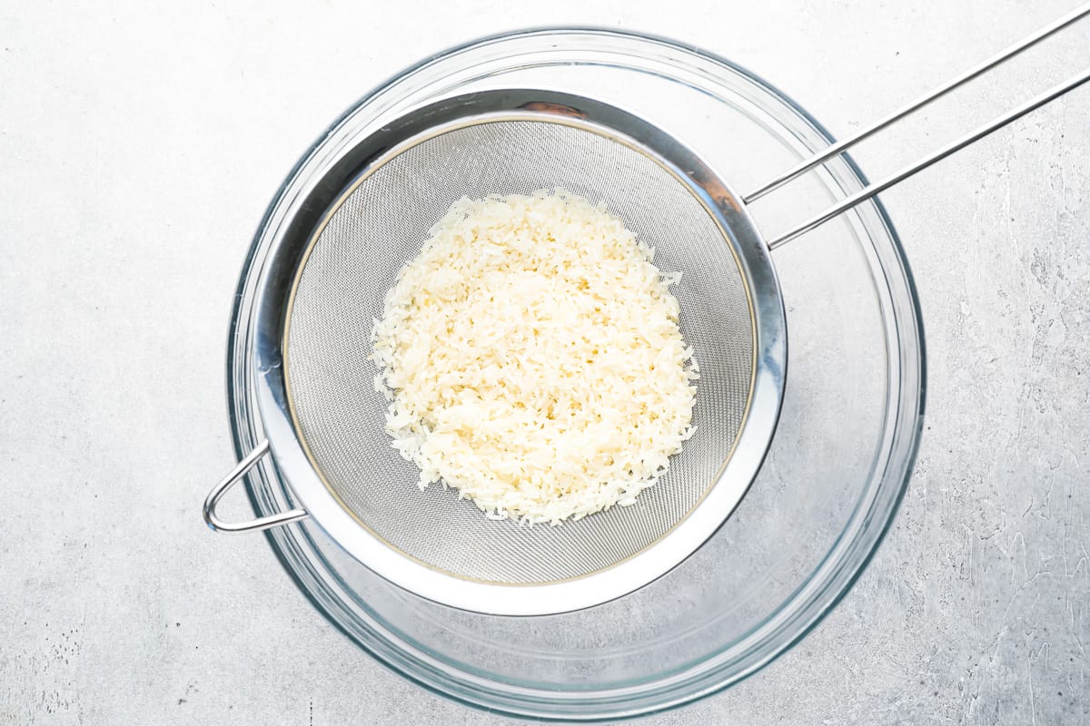 https://www.thecookierookie.com/wp-content/uploads/2023/04/how-to-stovetop-basmati-rice-recipe.jpg