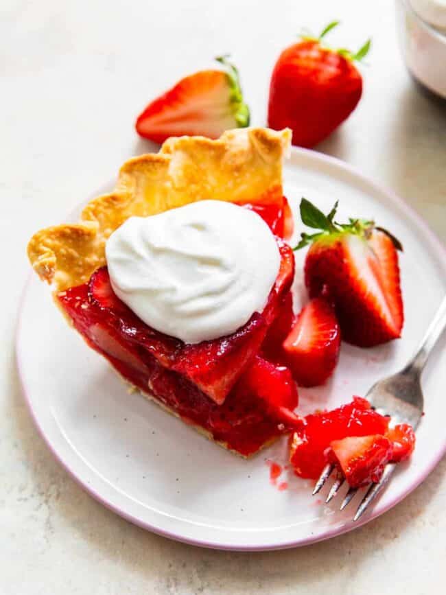 Strawberry Jello Pie Recipe - The Cookie Rookie®