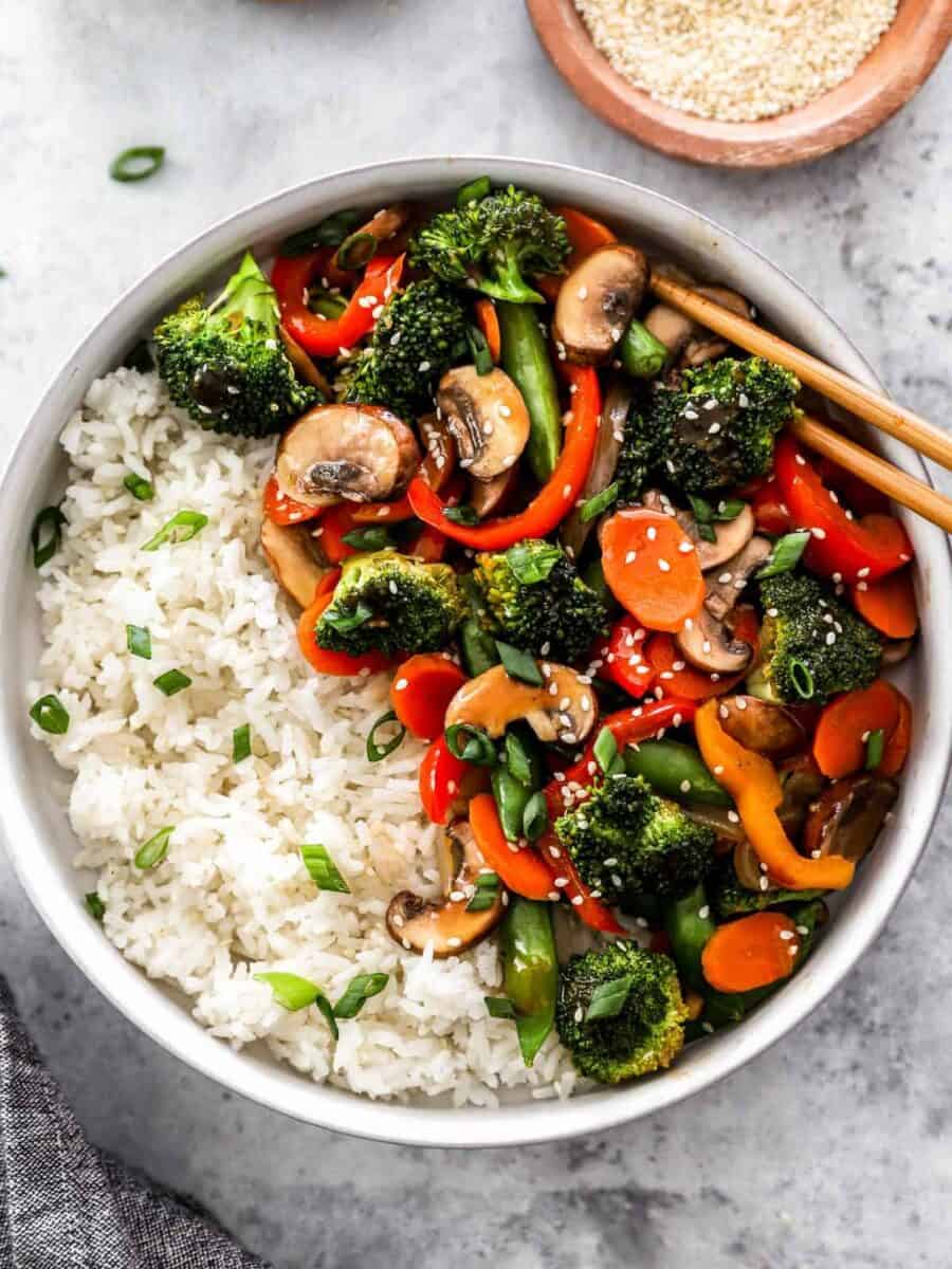 Vegetable Stir Fry Recipe - The Cookie Rookie®