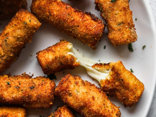 Deep fried mozzarella deals sticks