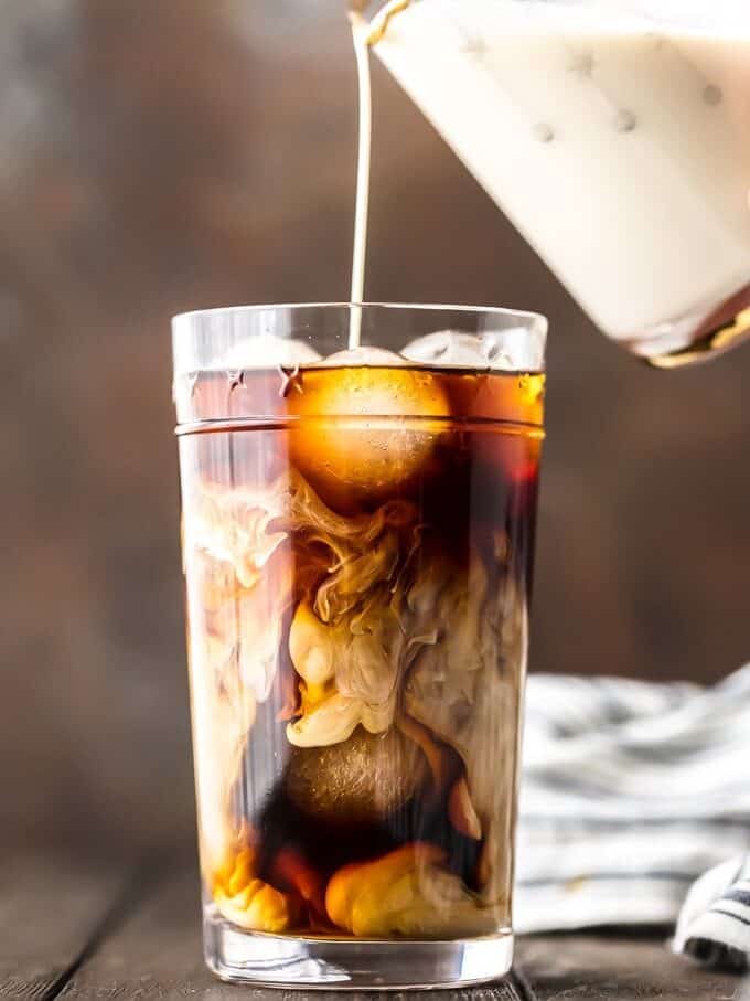https://www.thecookierookie.com/wp-content/uploads/2023/05/iced-coffee-recipe-homemade-easy-3-of-9-edited.jpg