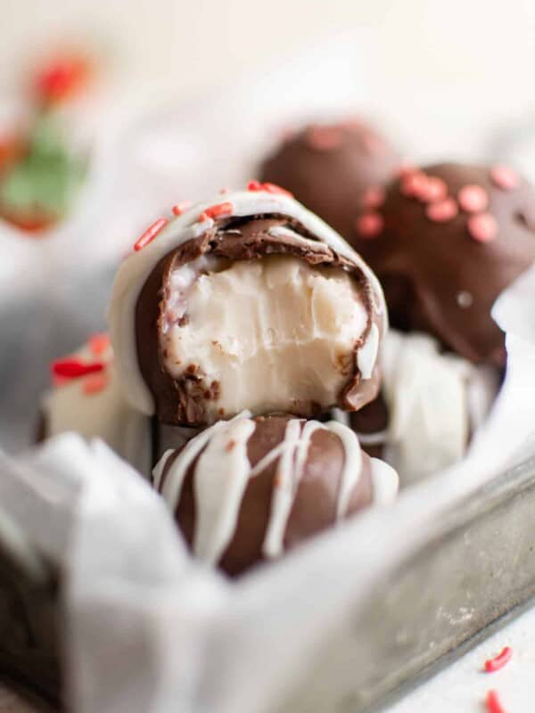 Strawberry Truffles Recipe - The Cookie Rookie®