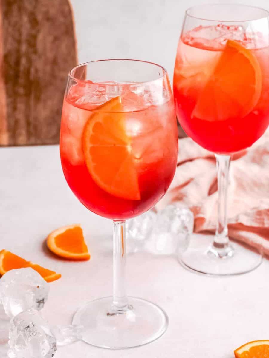 35 Refreshing Summer Cocktails - The Cookie Rookie®