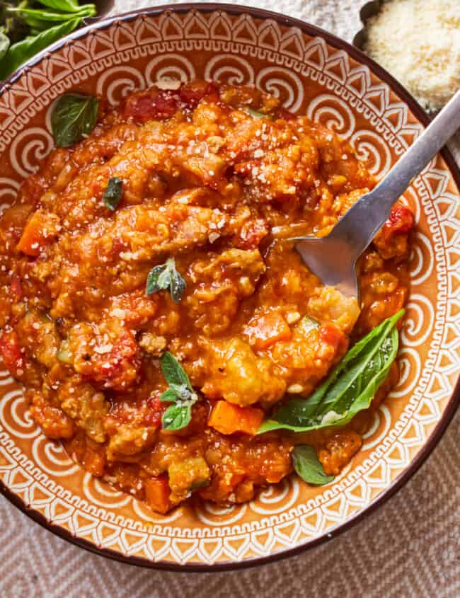https://www.thecookierookie.com/wp-content/uploads/2023/06/carrabbas-sausage-lentil-soup-recipe-2-650x845.jpg