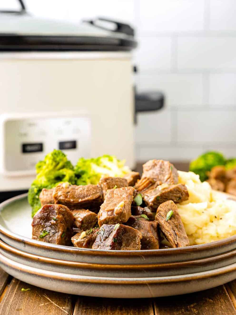 How to Cook Slow Cooker Steak Recipes, Crock-Pot Steak
