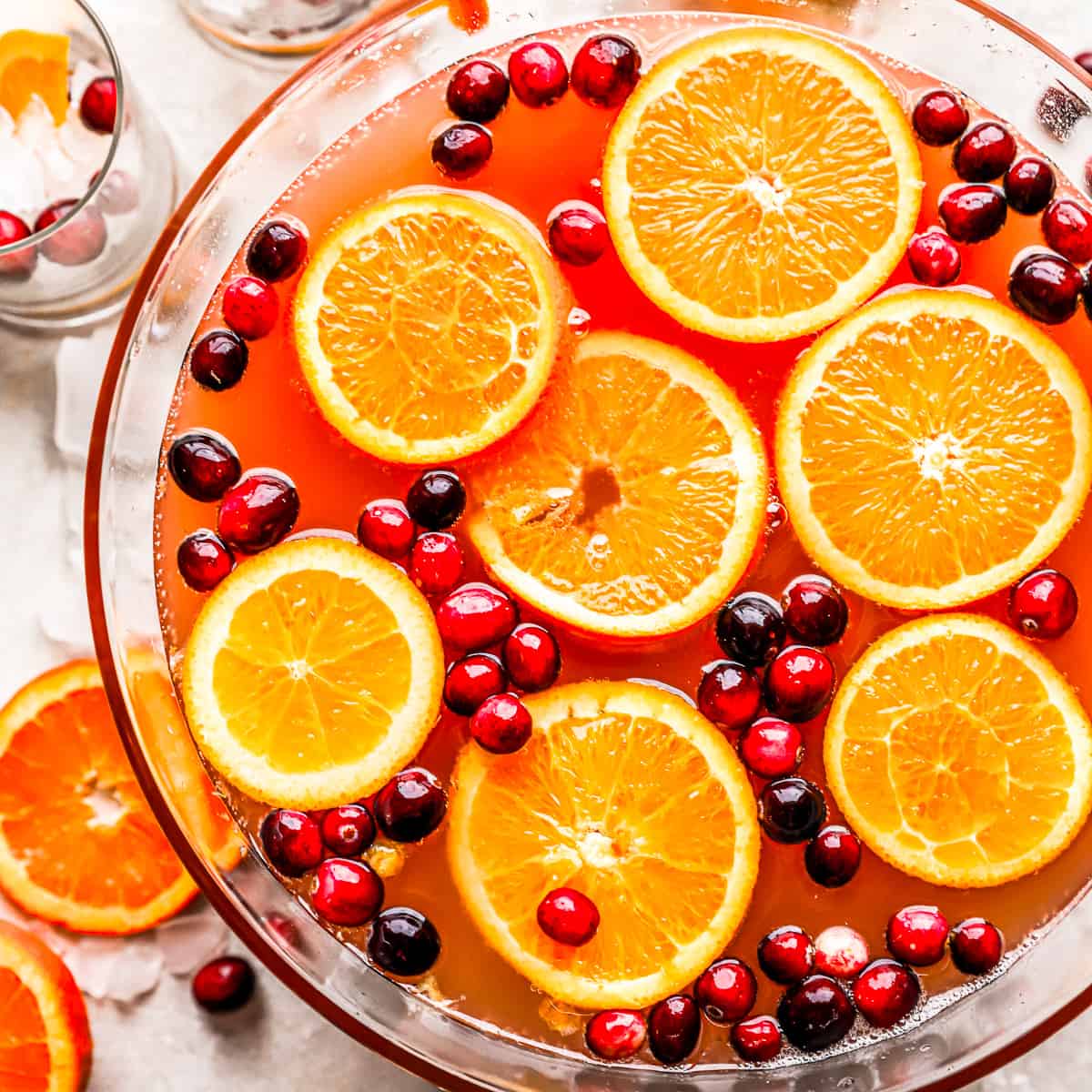 https://www.thecookierookie.com/wp-content/uploads/2023/10/featured-holiday-punch-recipe.jpg