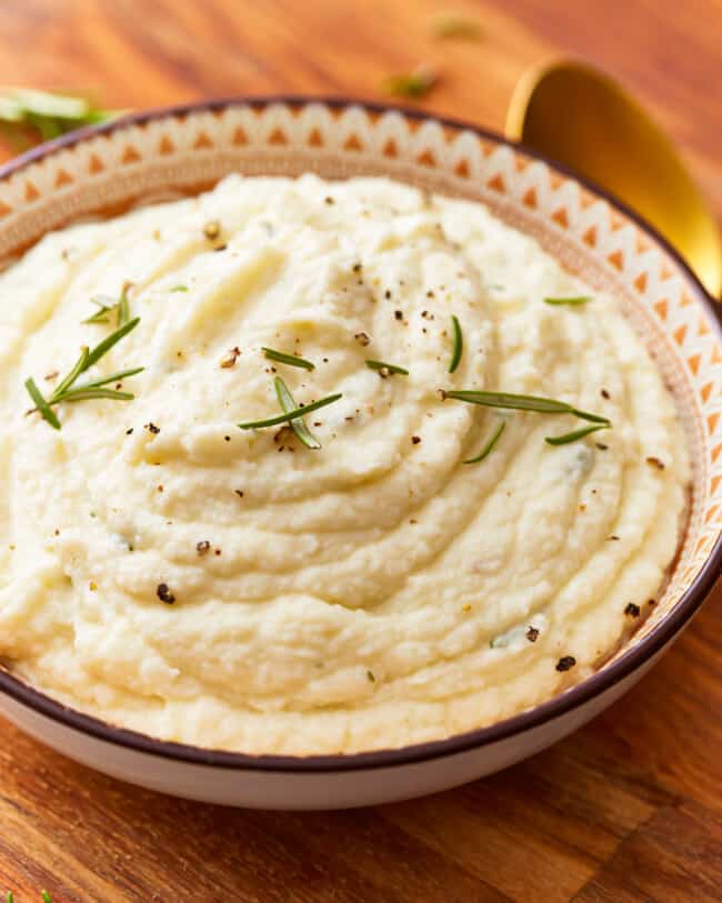 Garlic Mashed Cauliflower Recipe - The Cookie Rookie®