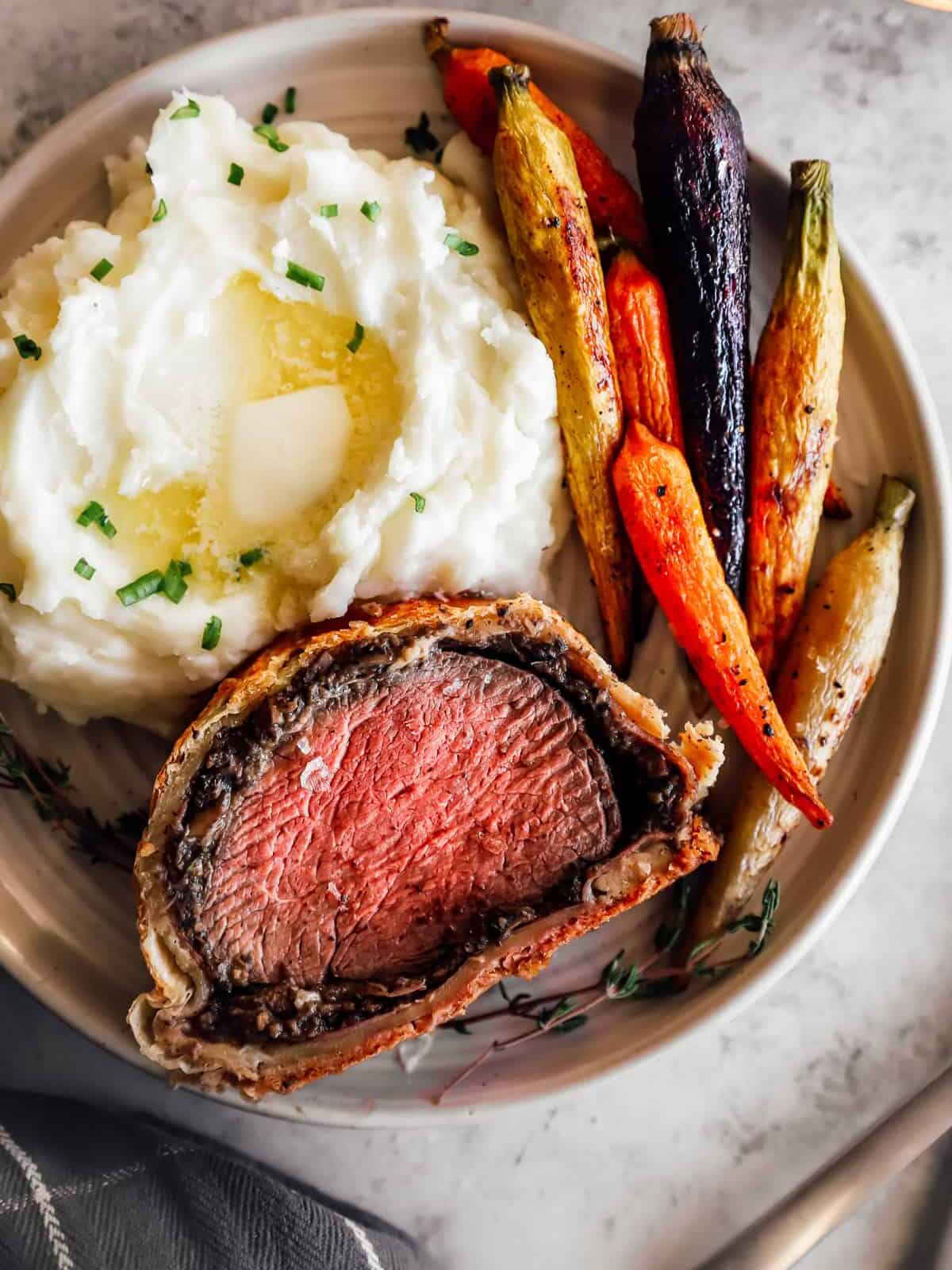 Beef Wellington Recipe (Easy Step by Step)