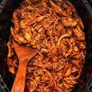 crockpot bbq chicken in slow cooker, shredded