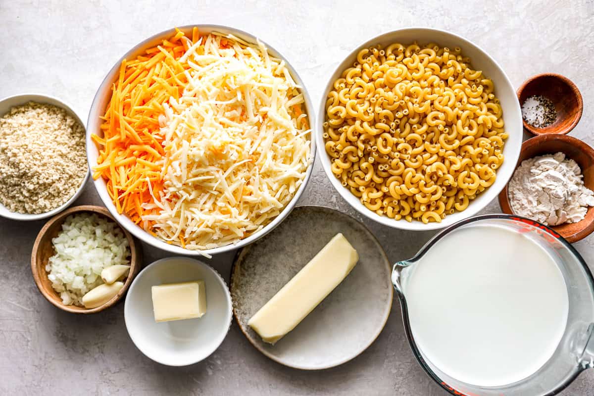ingredients for baked mac and cheese.