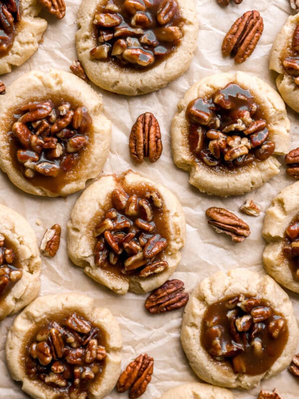 overhead view of pecan pie cookies.